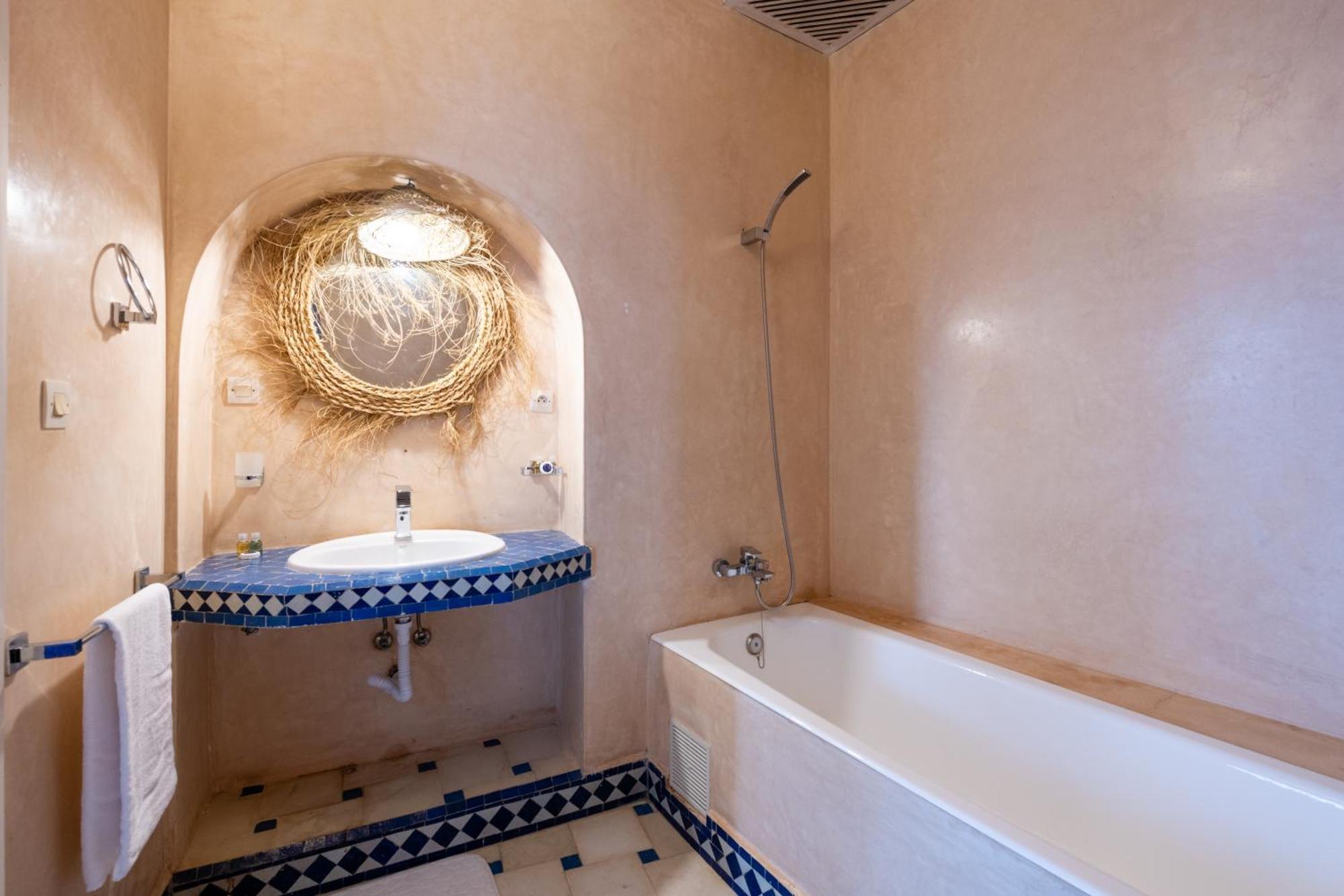 Riad Asilah 32 Екстер'єр фото